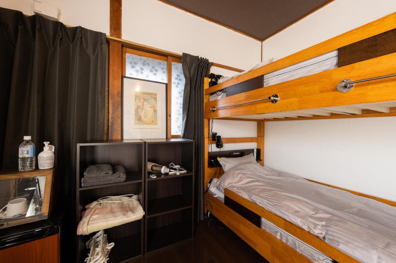 Bed&Cafe Onzo オンゾー Hotell Onomichi Exteriör bild
