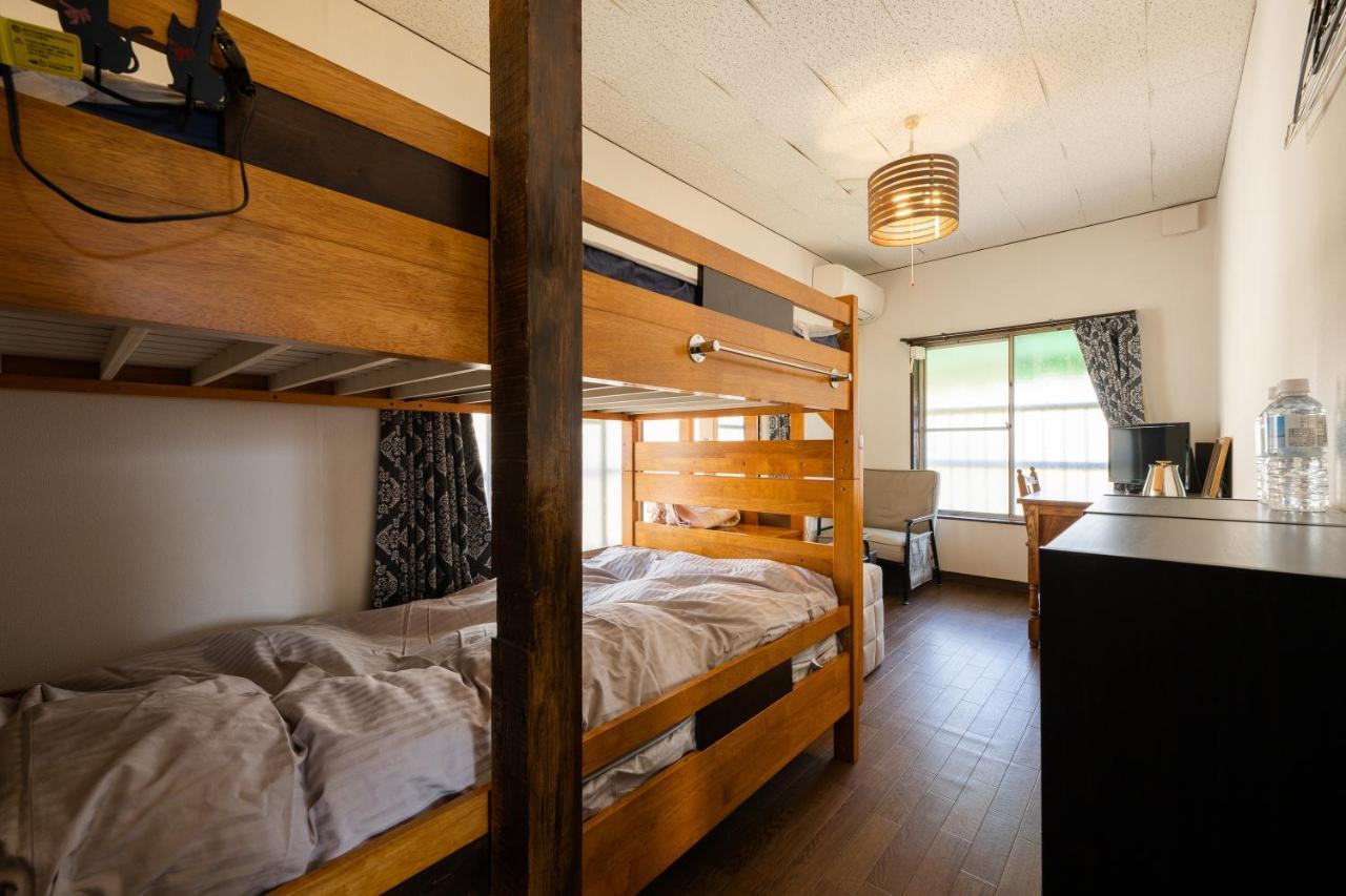 Bed&Cafe Onzo オンゾー Hotell Onomichi Exteriör bild