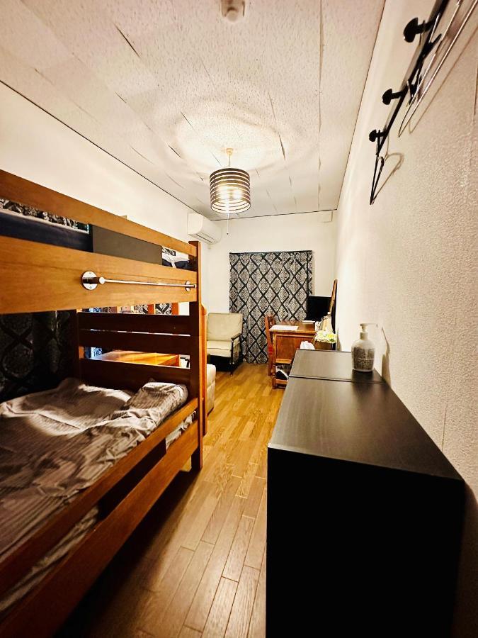 Bed&Cafe Onzo オンゾー Hotell Onomichi Exteriör bild