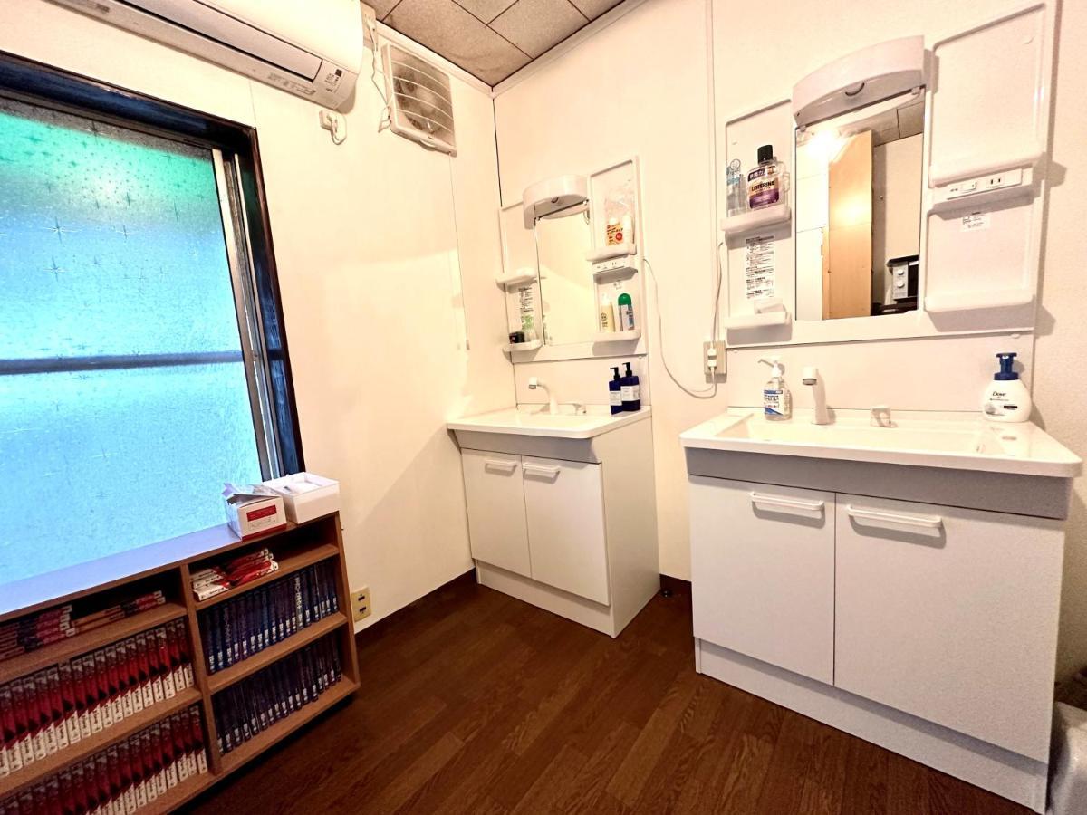 Bed&Cafe Onzo オンゾー Hotell Onomichi Exteriör bild