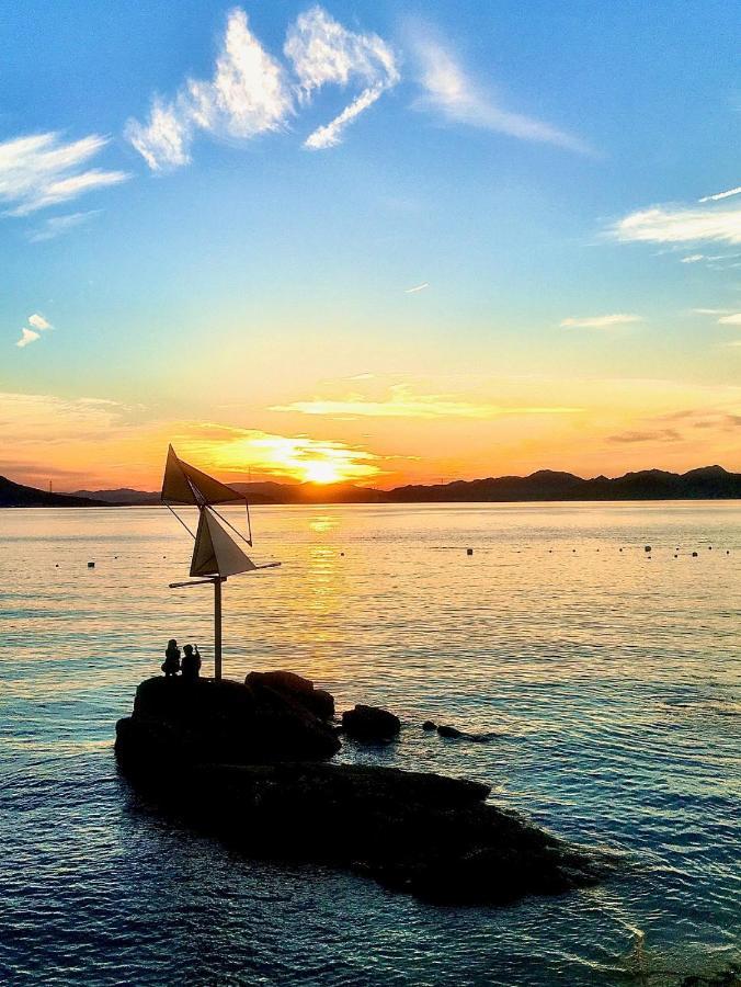 Bed&Cafe Onzo オンゾー Hotell Onomichi Exteriör bild